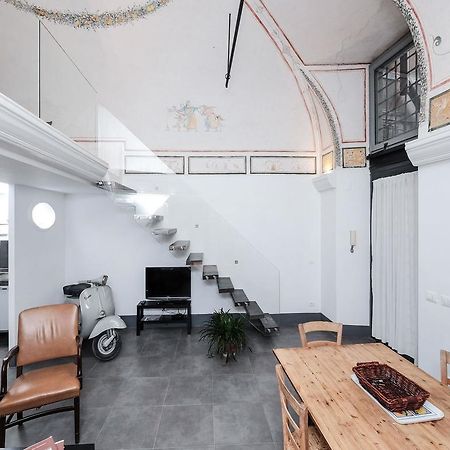 ローマAncient Trastevere Vespa Loftアパートメント エクステリア 写真