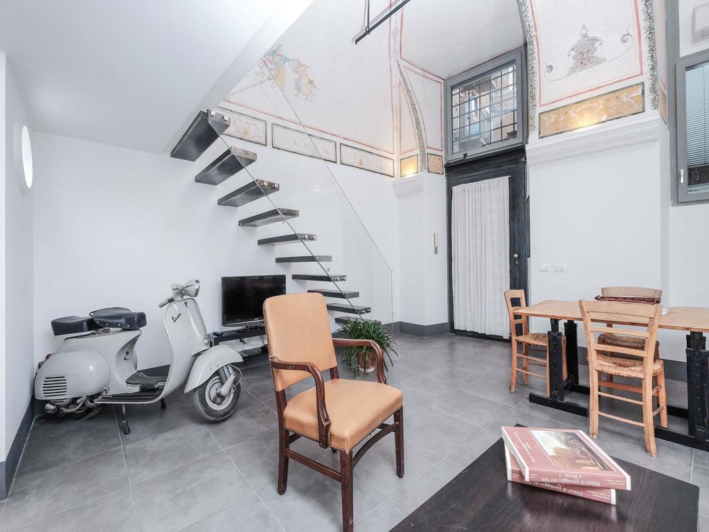 ローマAncient Trastevere Vespa Loftアパートメント エクステリア 写真