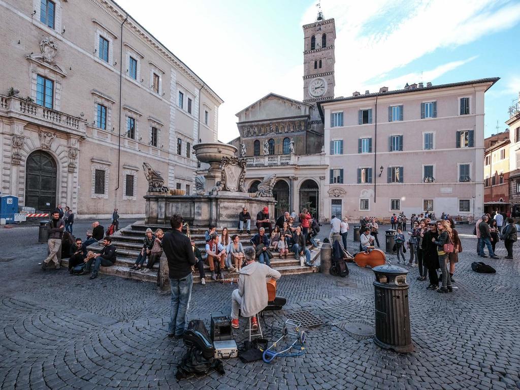 ローマAncient Trastevere Vespa Loftアパートメント エクステリア 写真